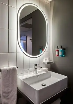 Standard Tek Büyük Yataklı Oda, Şehir Manzaralı