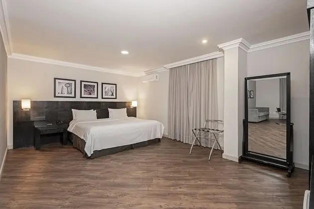 Deluxe Üç Kişilik Oda