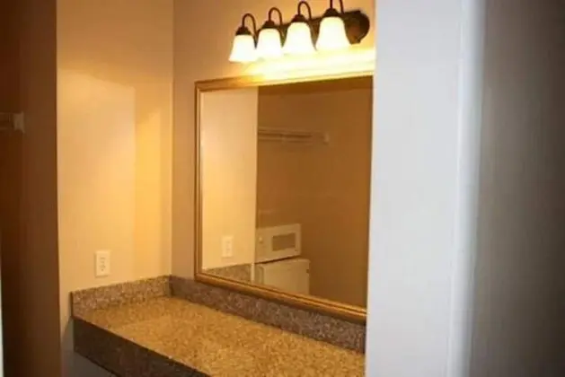 Accessible King Room