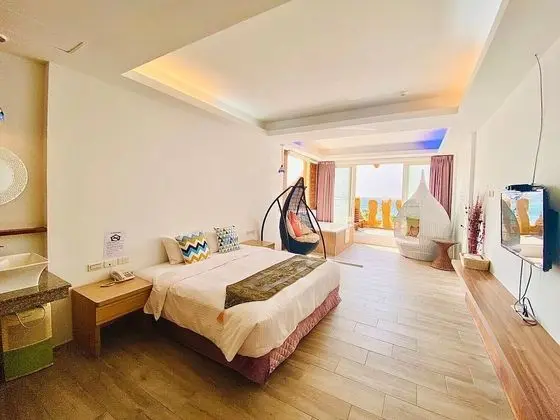 Deluxe Tek Büyük Yataklı Oda, 1 Çift Kişilik Yatak, Balkon, Okyanus Manzaralı