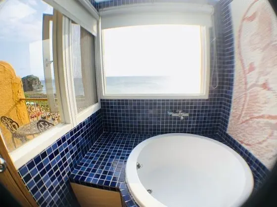 Deluxe Tek Büyük Yataklı Oda, 1 Çift Kişilik Yatak, Balkon, Okyanus Manzaralı