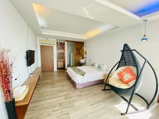Deluxe Tek Büyük Yataklı Oda, 1 Çift Kişilik Yatak, Balkon, Okyanus Manzaralı