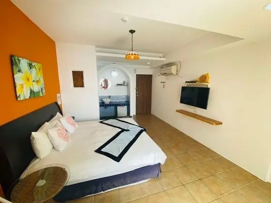 Deluxe Tek Büyük Yataklı Oda, 1 Çift Kişilik Yatak, Balkon, Okyanus Manzaralı