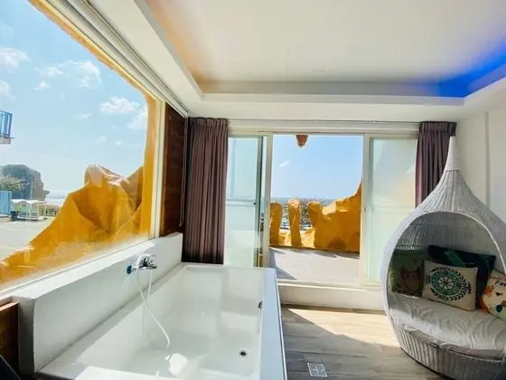 Deluxe Tek Büyük Yataklı Oda, 1 Çift Kişilik Yatak, Balkon, Okyanus Manzaralı