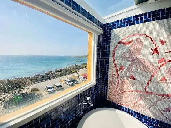Deluxe Tek Büyük Yataklı Oda, 1 Çift Kişilik Yatak, Balkon, Okyanus Manzaralı
