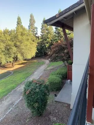 Oda, 1 En Büyük (King) Boy Yatak, Balkon