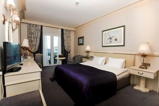 Superior Deniz Manzaralı Oda