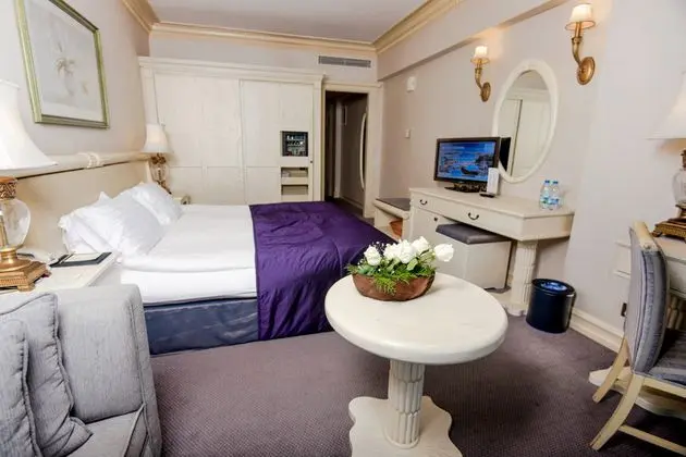 Superior Deniz Manzaralı Oda