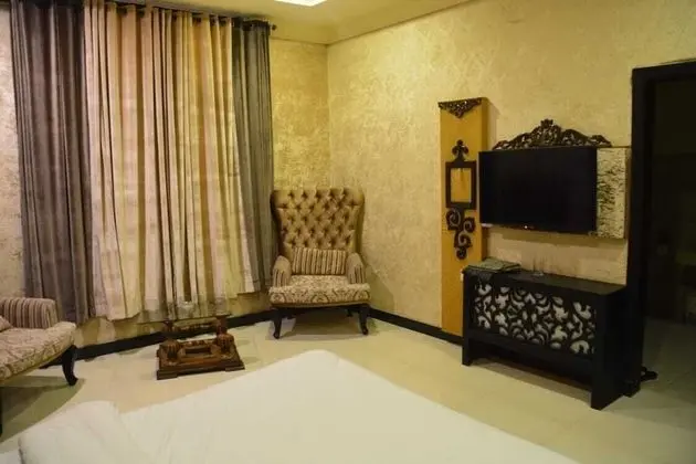 Tek Büyük Yataklı Oda