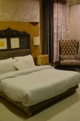 Tek Büyük Yataklı Oda