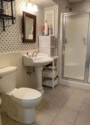 Basic Tek Kişilik Oda, 1 Büyük (Queen) Boy Yatak