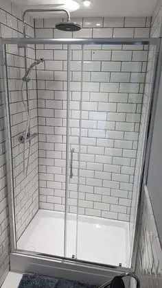 Tek Büyük Yataklı Oda, Kısmi Deniz Manzarası