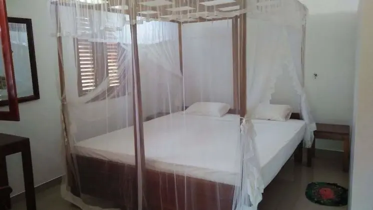 Deluxe Büyük Yataklı Tek Kişilik Oda, 1 Yatak Odası, Sigara İçilmez, Plaj Manzaralı