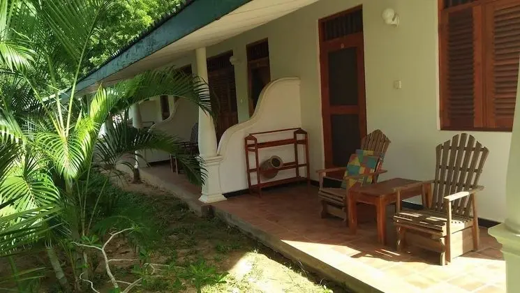 Deluxe Büyük Yataklı Tek Kişilik Oda, 1 Yatak Odası, Sigara İçilmez, Plaj Manzaralı