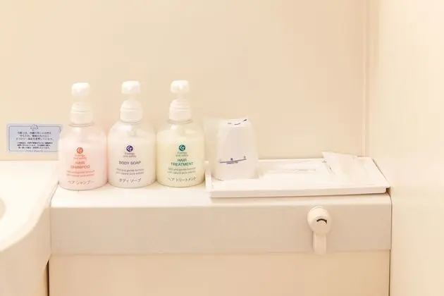 Tek Büyük Yataklı Oda, Sigara İçilebilir