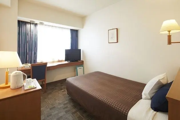 Tek Kişilik Oda, Sigara İçilmez