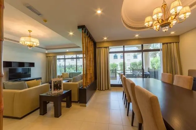 3 Bedroom Beach View