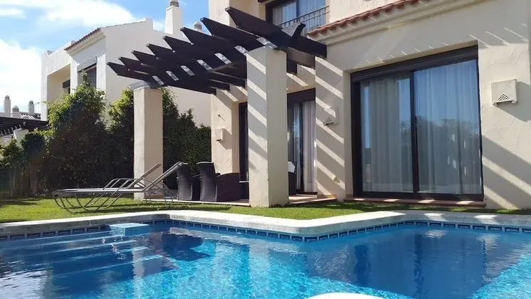 Villa, 3 Yatak Odası, Kişiye Özel Havuzlu