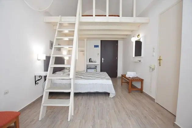 Premium Çatı Katı (Loft), Kısmi Deniz Manzarası