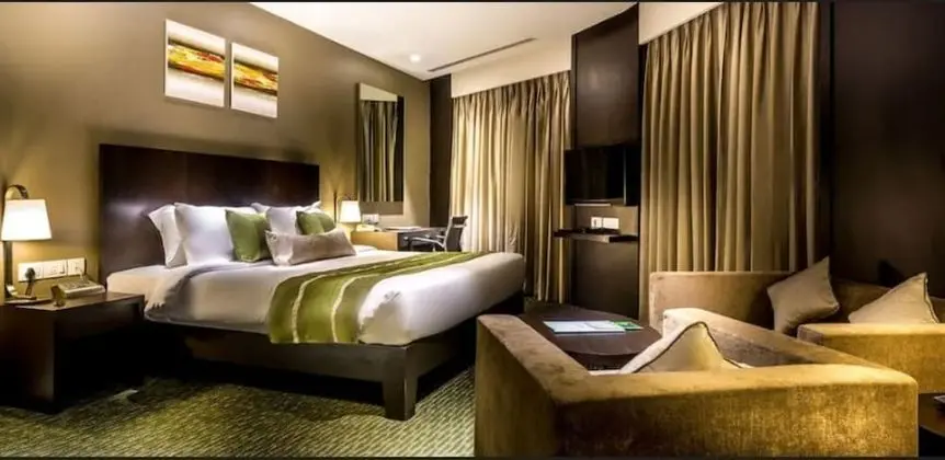 Executive Deluxe