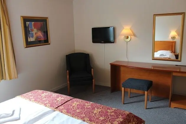 Tek Büyük veya İki Ayrı Yataklı Oda