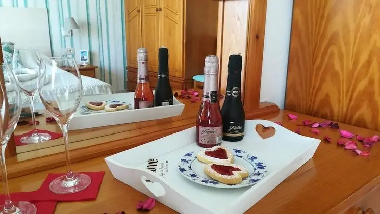 Romantic Tek Büyük Yataklı Oda