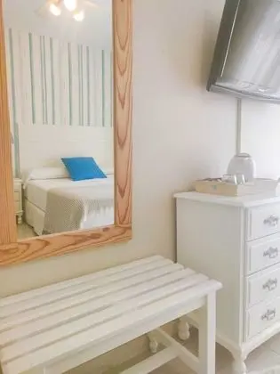 Romantic Tek Büyük Yataklı Oda