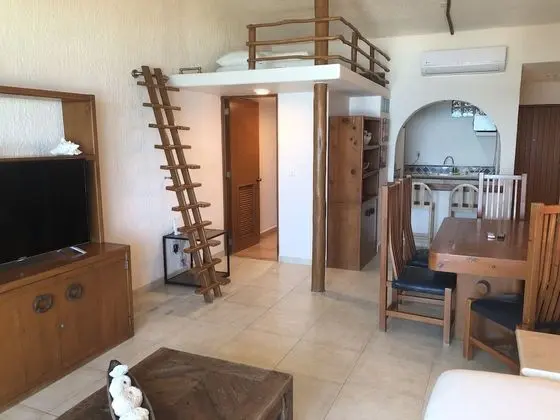 3811: Family Loft, 2 Double Beds, Sea View, Beachfront