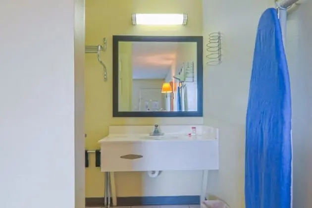 Oda, 1 En Büyük (King) Boy Yatak, Sigara İçilebilir