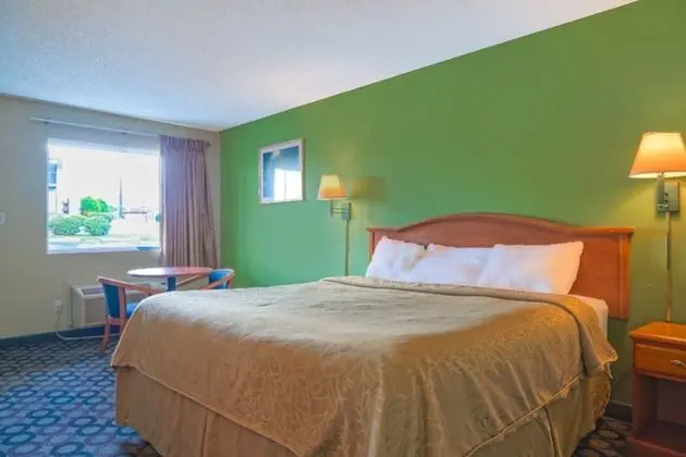 Oda, 1 En Büyük (King) Boy Yatak, Sigara İçilmez