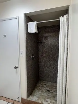 Oda, 1 En Büyük (King) Boy Yatak, Sigara İçilmez