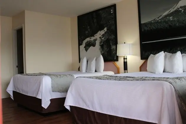 Oda, 2 Büyük (Queen) Boy Yatak, Sigara İçilmez