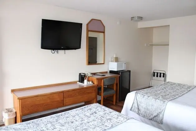 Oda, 2 Büyük (Queen) Boy Yatak, Sigara İçilmez