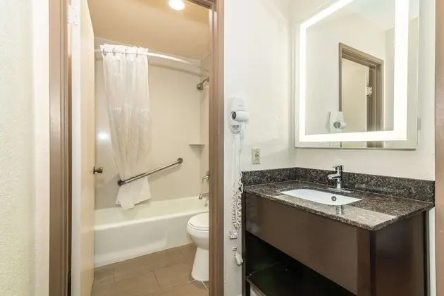 Standard Oda, 1 En Büyük (King) Boy Yatak, Sigara İçilmez