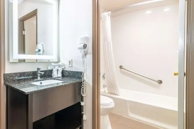 Standard Oda, 2 Büyük (Queen) Boy Yatak, Sigara İçilmez