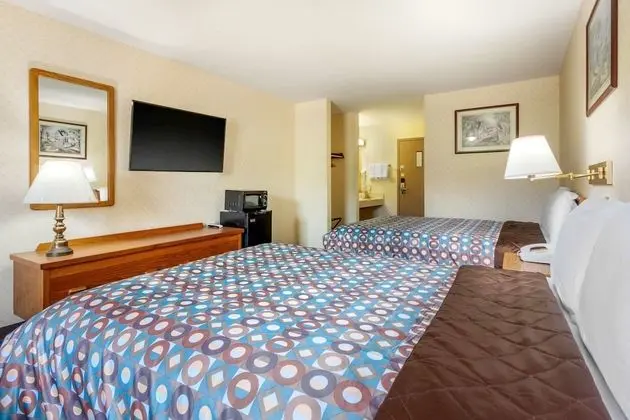 Standard Oda, 2 Büyük (Queen) Boy Yatak, Sigara İçilmez