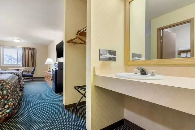 Standard Oda, 2 Büyük (Queen) Boy Yatak, Sigara İçilmez