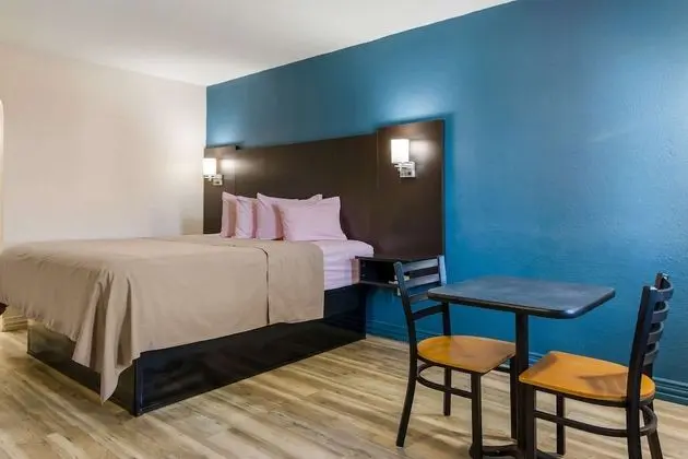 Standard Oda, 1 En Büyük (King) Boy Yatak, Sigara İçilmez