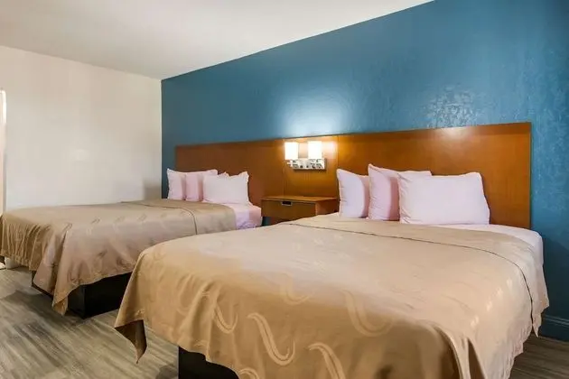 Standard Oda, 2 Büyük (Queen) Boy Yatak, Sigara İçilebilir