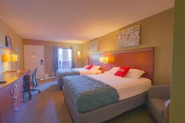 Oda, 2 Büyük (Queen) Boy Yatak