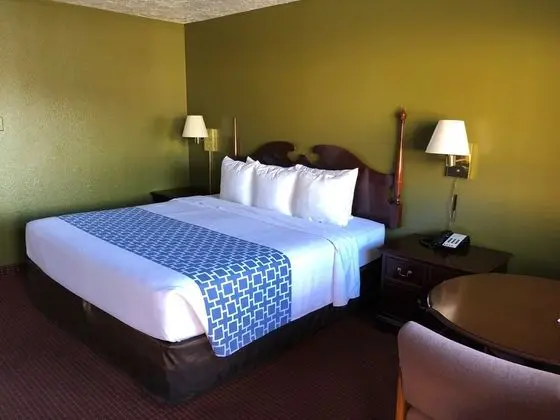 1 Çift ​​kişilik Yatak King Size Bed