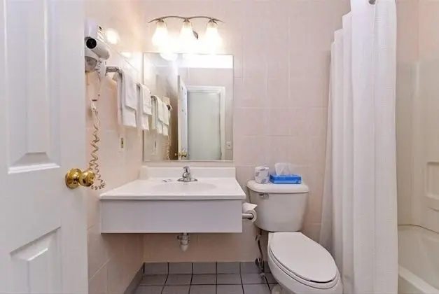 Standard Oda, 1 En Büyük (King) Boy Yatak, Sigara İçilebilir