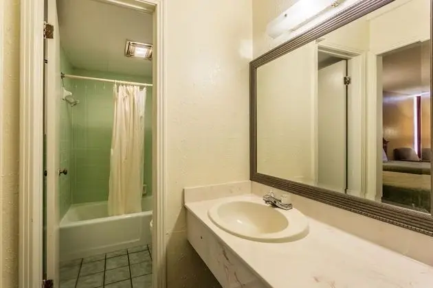 Standard Oda, 1 Çift Kişilik Yatak, Sigara İçilebilir