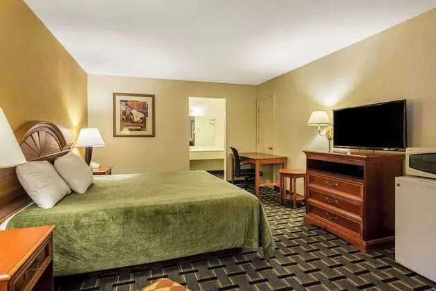 Standard Oda, 1 En Büyük (King) Boy Yatak, Sigara İçilebilir