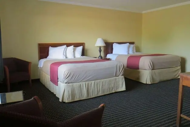 Oda, 2 Büyük (Queen) Boy Yatak, Sigara İçilmez