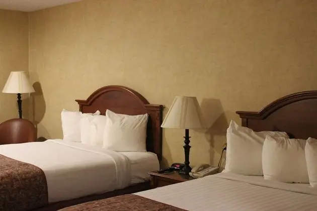 2 Queen Beds, Balcony, Nonsmoking