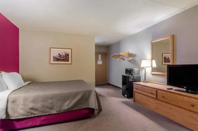 Standard Oda, 1 Büyük (Queen) Boy Yatak ve Çekyat, Sigara İçilmez