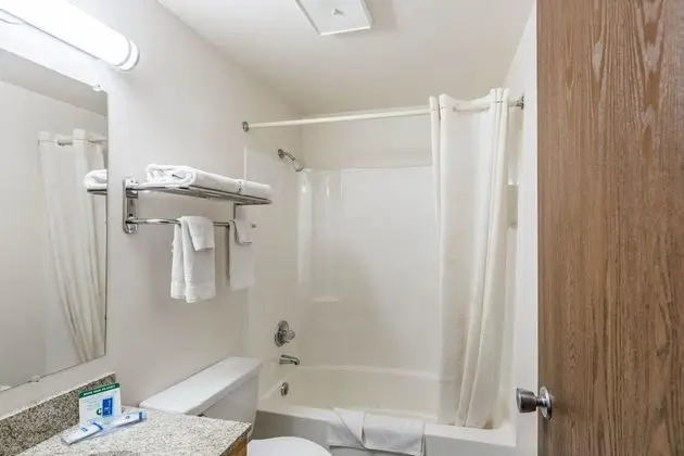 Standard Oda, 1 Büyük (Queen) Boy Yatak, Sigara İçilmez