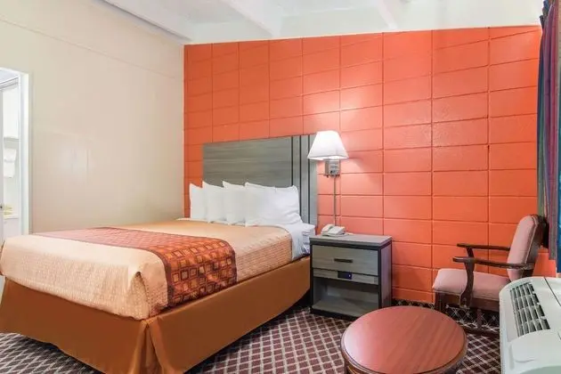 Standard Oda, 1 Büyük (Queen) Boy Yatak, Sigara İçilebilir