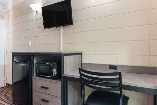 Standard Oda, 1 Büyük (Queen) Boy Yatak, Sigara İçilebilir